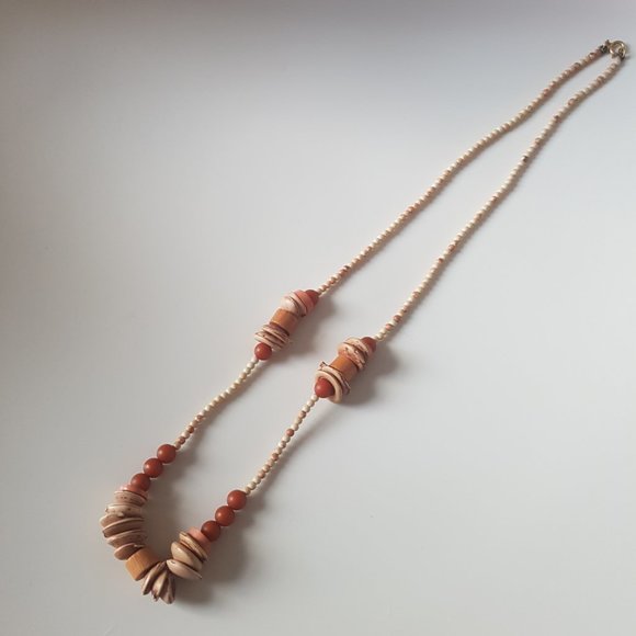 Shell?Bead Necklace in Browns - Picture 5 of 8